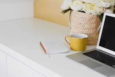 【Word】3ページ目以降からページ番号を付けたい～セクション区切りを活用