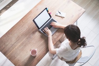 【Excel】データの先頭や末尾の空白スペースを削除～TRIM関数